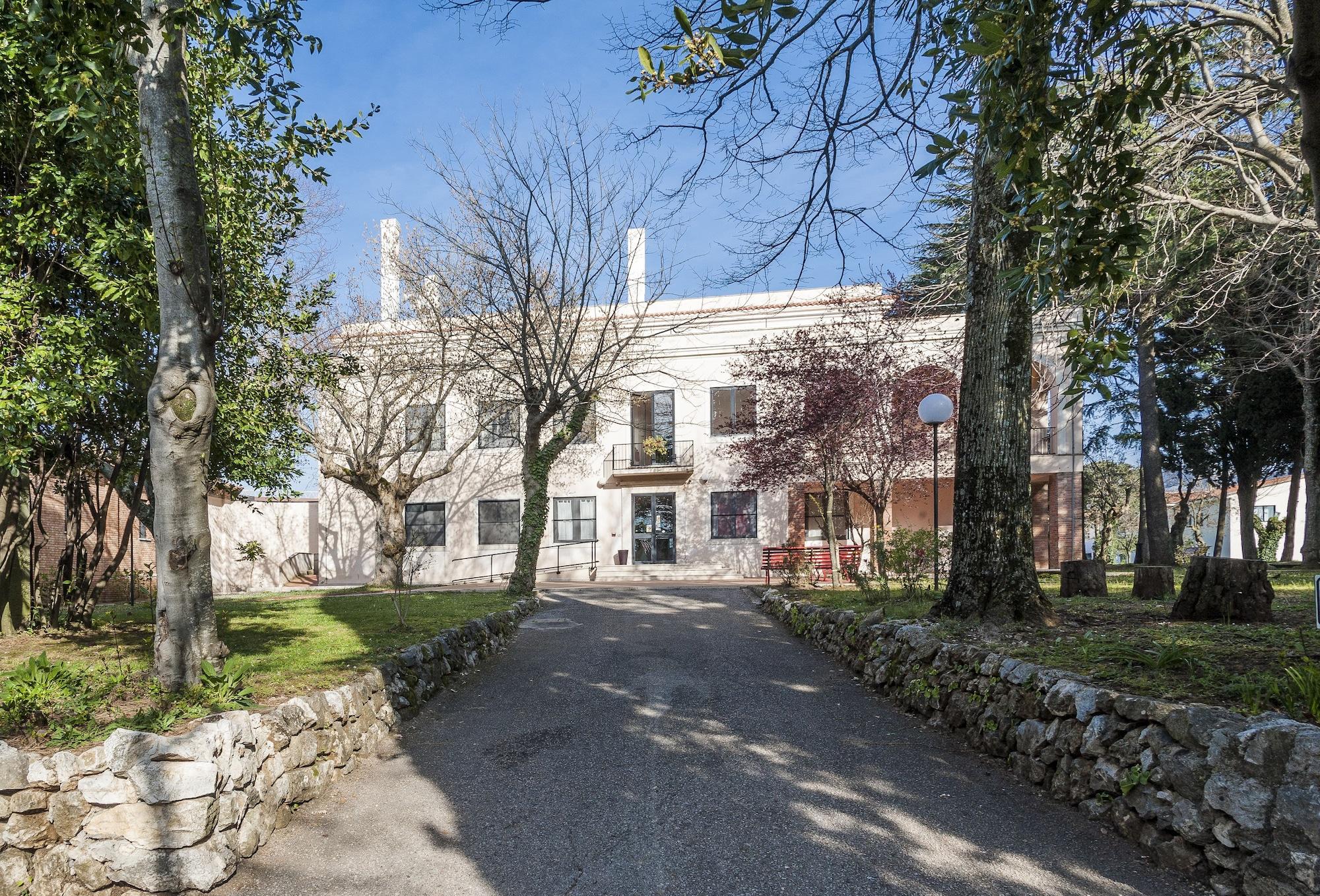 Hotel Villa Del Cardinale Norma Eksteriør billede