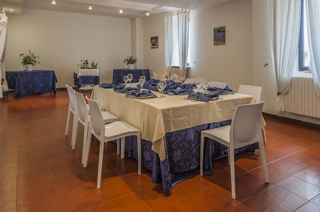 Hotel Villa Del Cardinale Norma Eksteriør billede